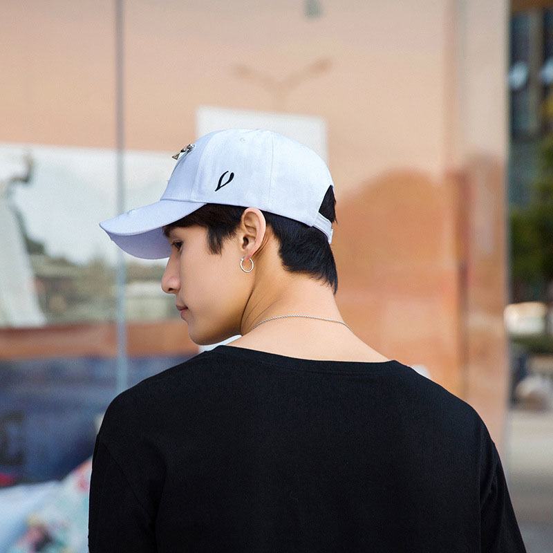 mũ lưỡi trai nam zipper trắng